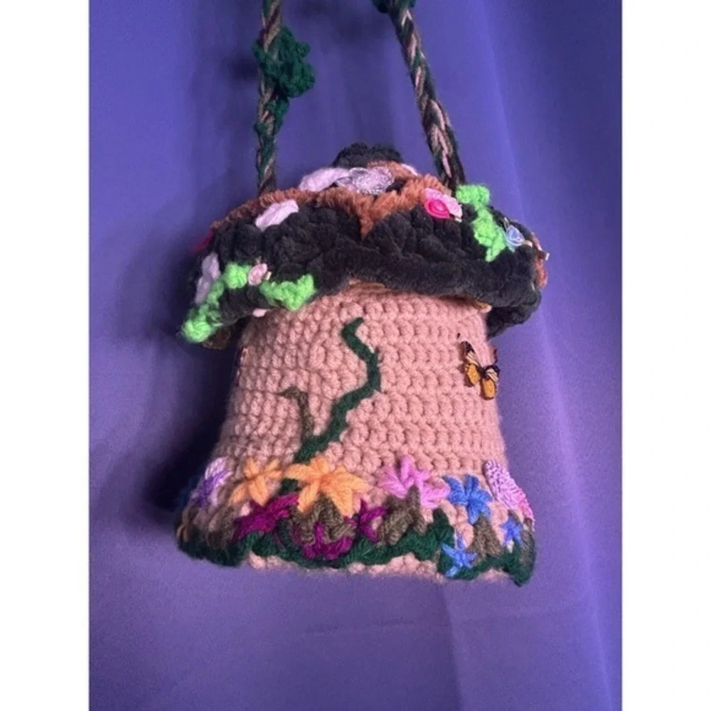Handmade 1 Of A‎ Kind Rare Crochet Fairy House Purse Knitted Festival Beautiful
